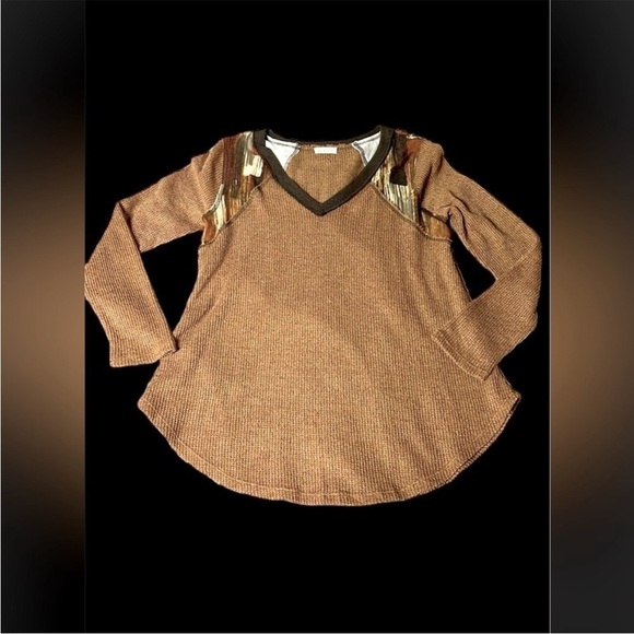 size large light brown Bucketlist lightweight sweater - Picture 1 of 4